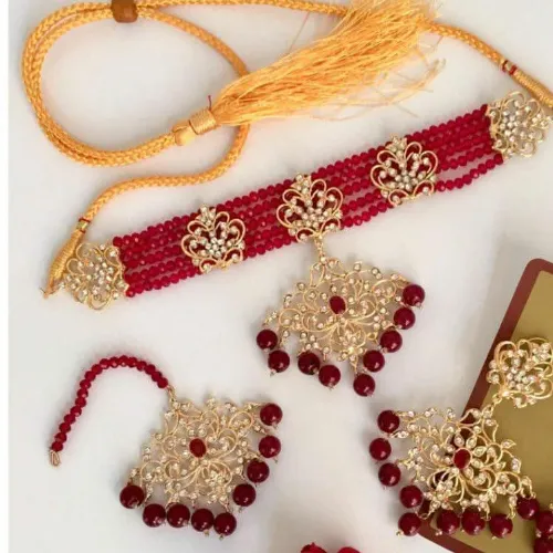 CRYSTAL NECKLACE-0552 - Product Image